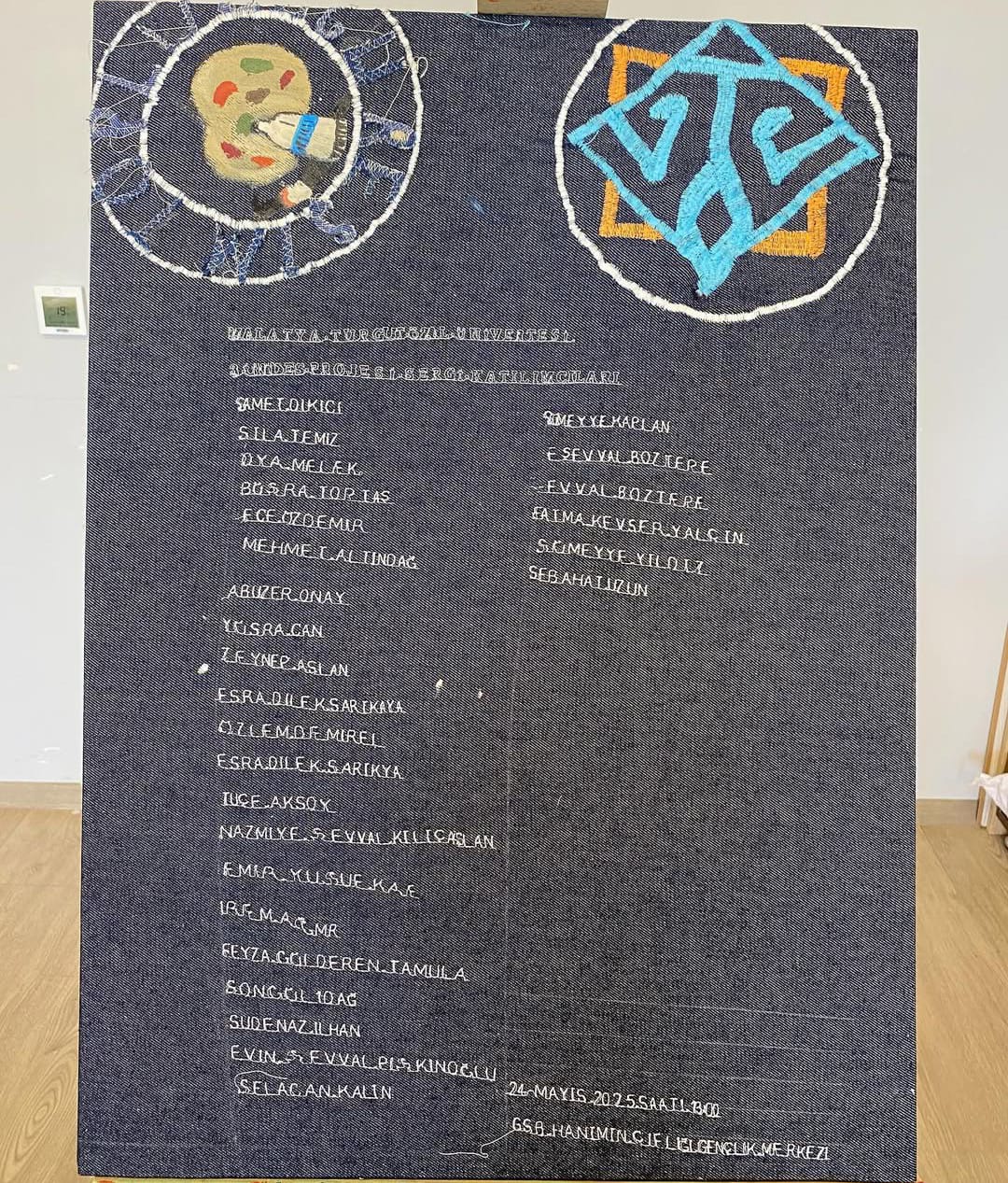 ATIK : GIYSI, AKSESUAR, İP VE EV TEKSTILI ÜRÜNLERININ SANATA DÖNÜŞTÜRÜLMESI SERGISI