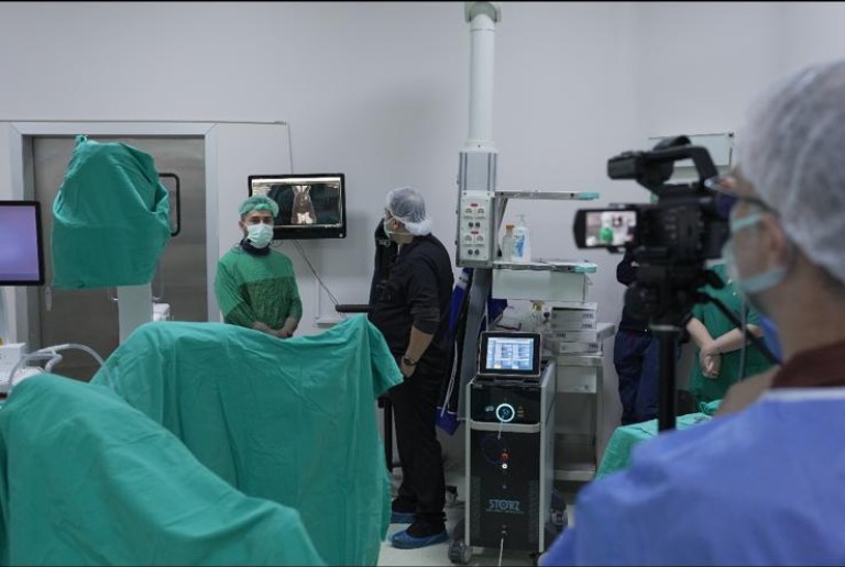 ÜROLOJIK CERRAHI DERNEĞININ DESTEKLERIYLE RETROGRAD İNTRARENAL CANLI CERRAHI KURSU