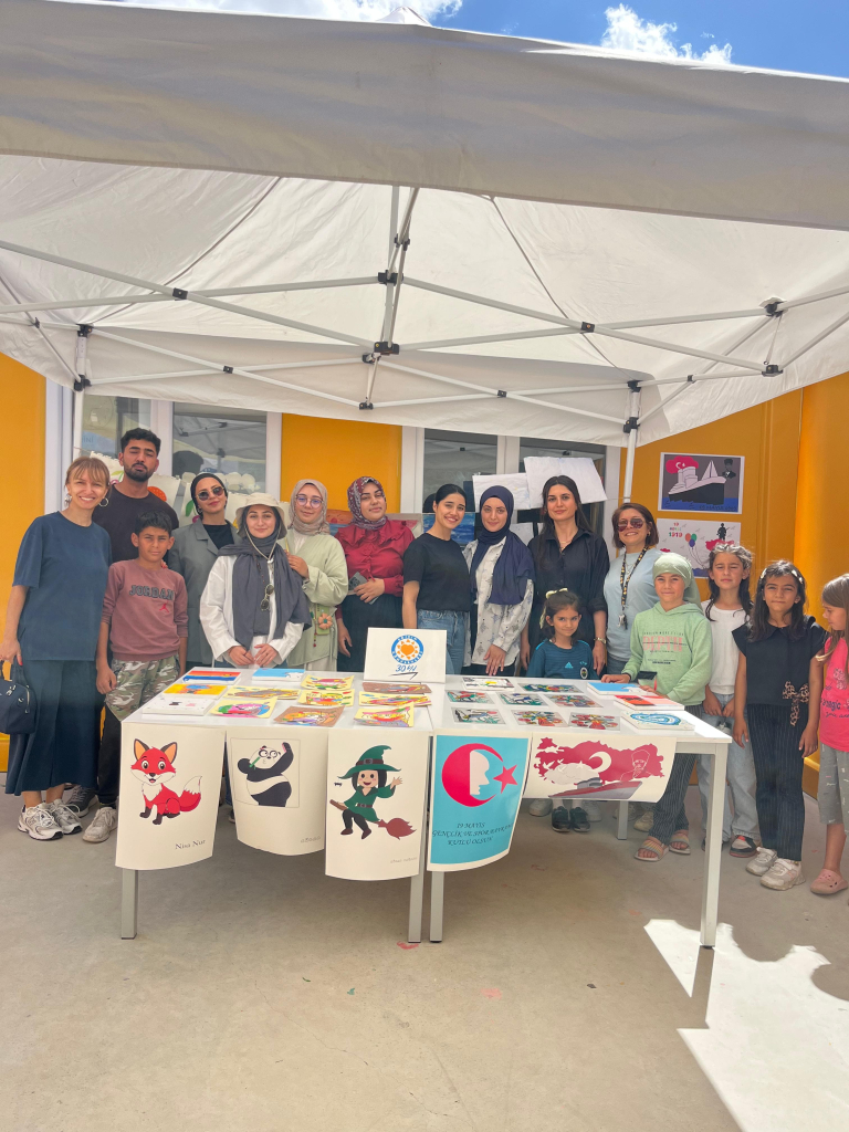 ÜNİDES PROJE SERGISI 